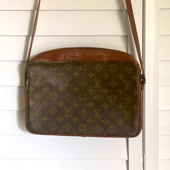 Louis Vuitton Handbags - 70’s Louis Vuitton Sac Bandolier